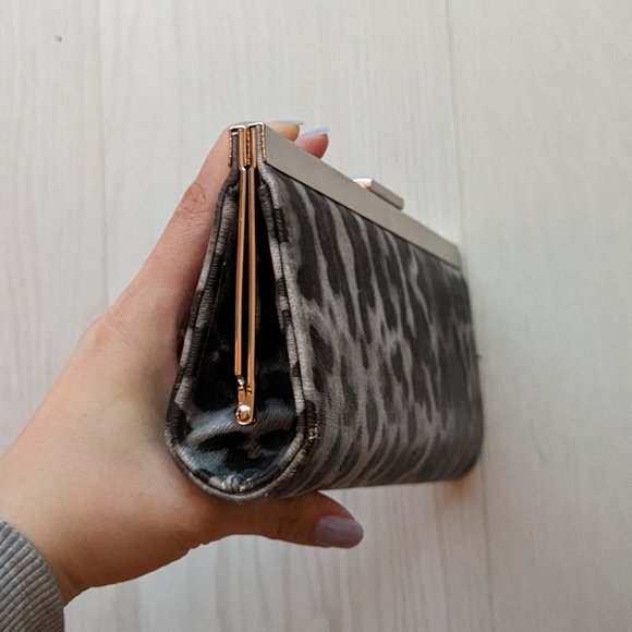 Aldo Clutch with Silver Hardware - Picture 2 of 4